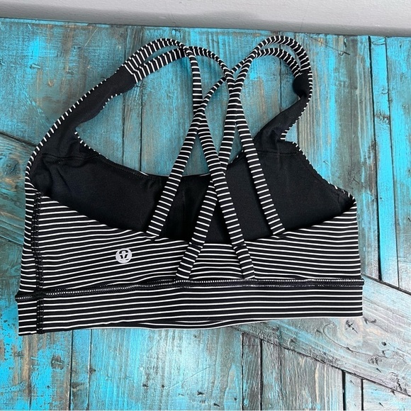 LULULEMON Energy Bra Medium Support, B–D Cup Size 4 - Picture 8 of 11